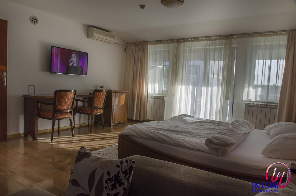 Apartment And Rooms In Club Indija Экстерьер фото