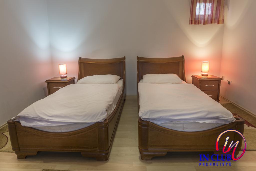 Apartment And Rooms In Club Indija Экстерьер фото