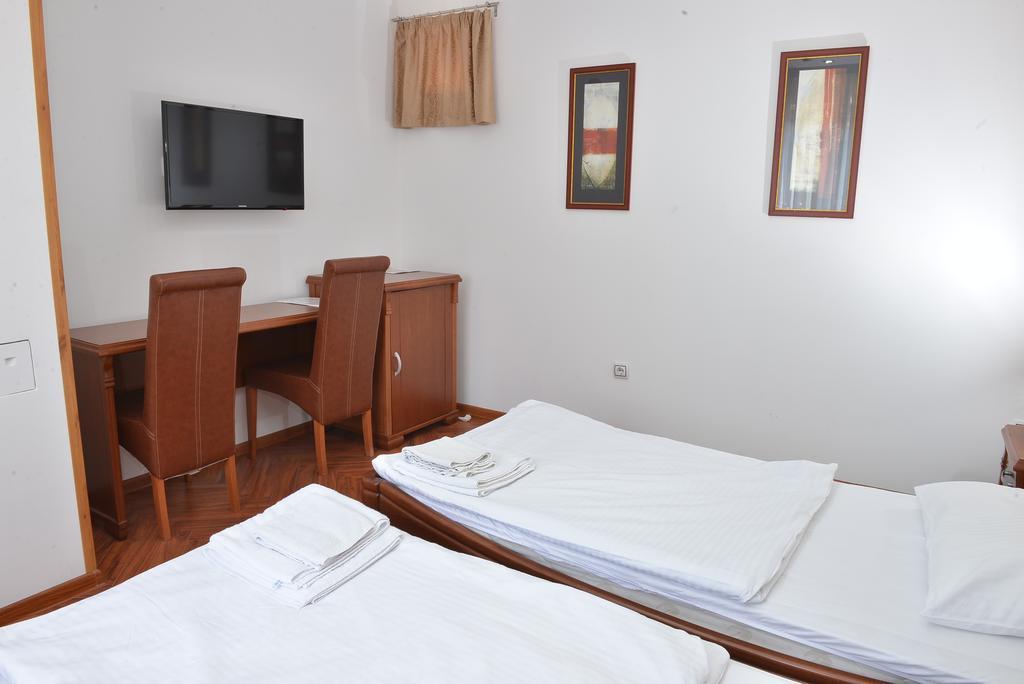 Apartment And Rooms In Club Indija Экстерьер фото