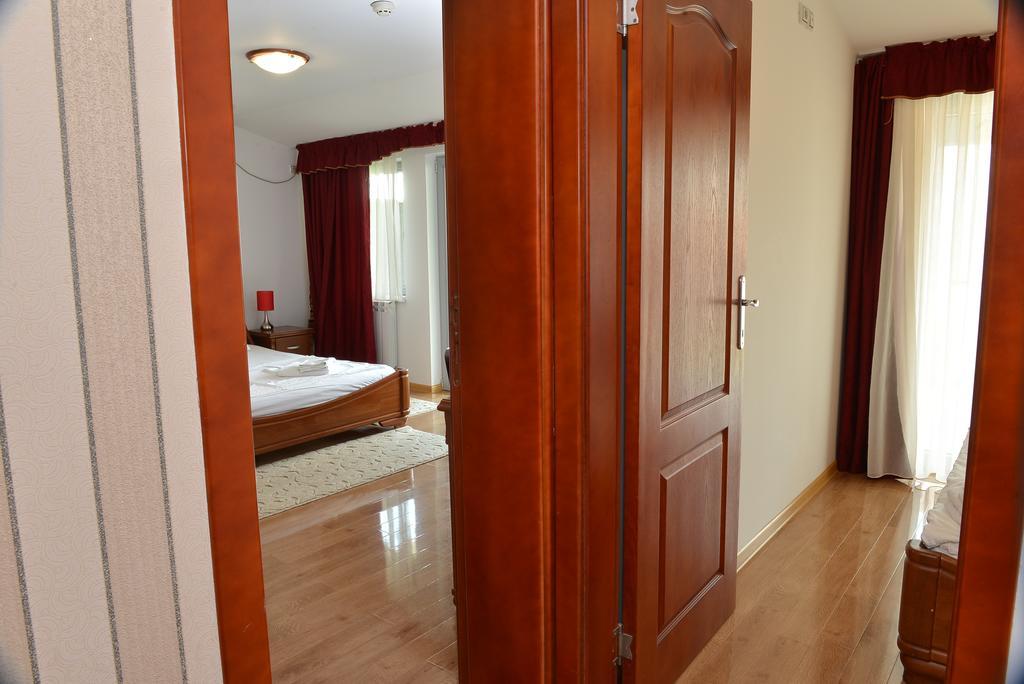 Apartment And Rooms In Club Indija Экстерьер фото