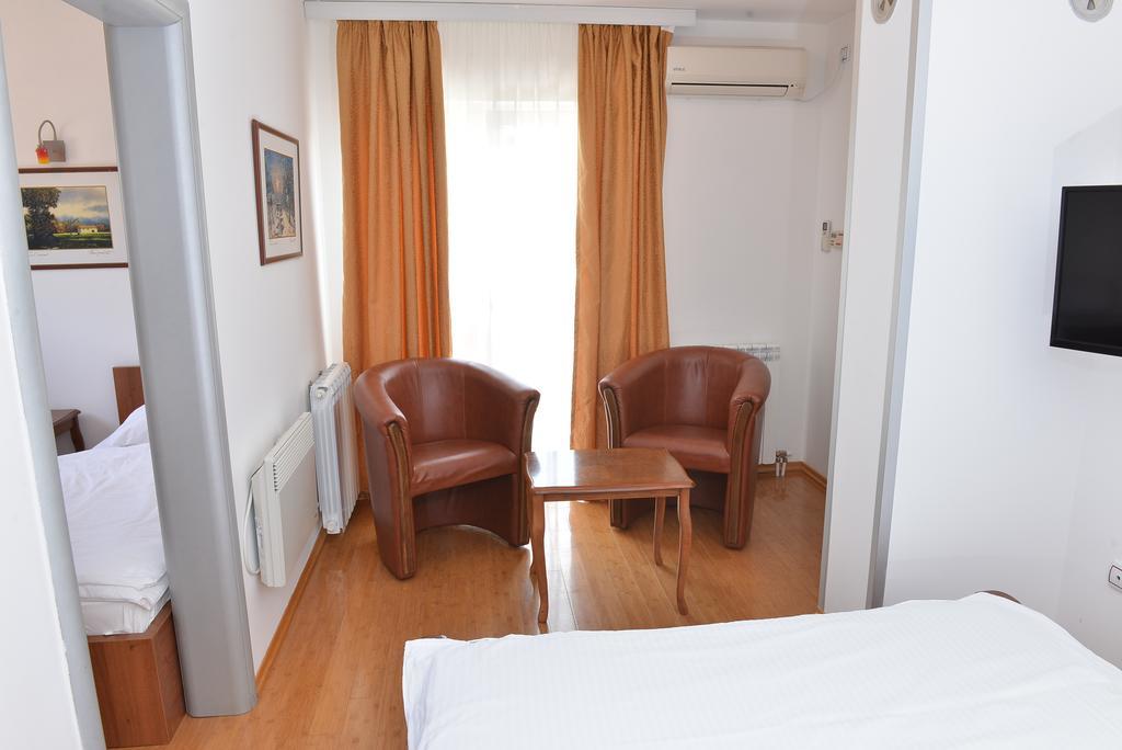 Apartment And Rooms In Club Indija Экстерьер фото