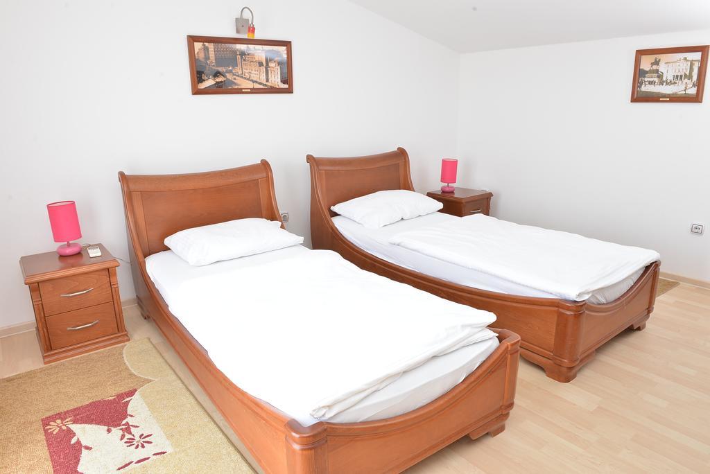 Apartment And Rooms In Club Indija Экстерьер фото